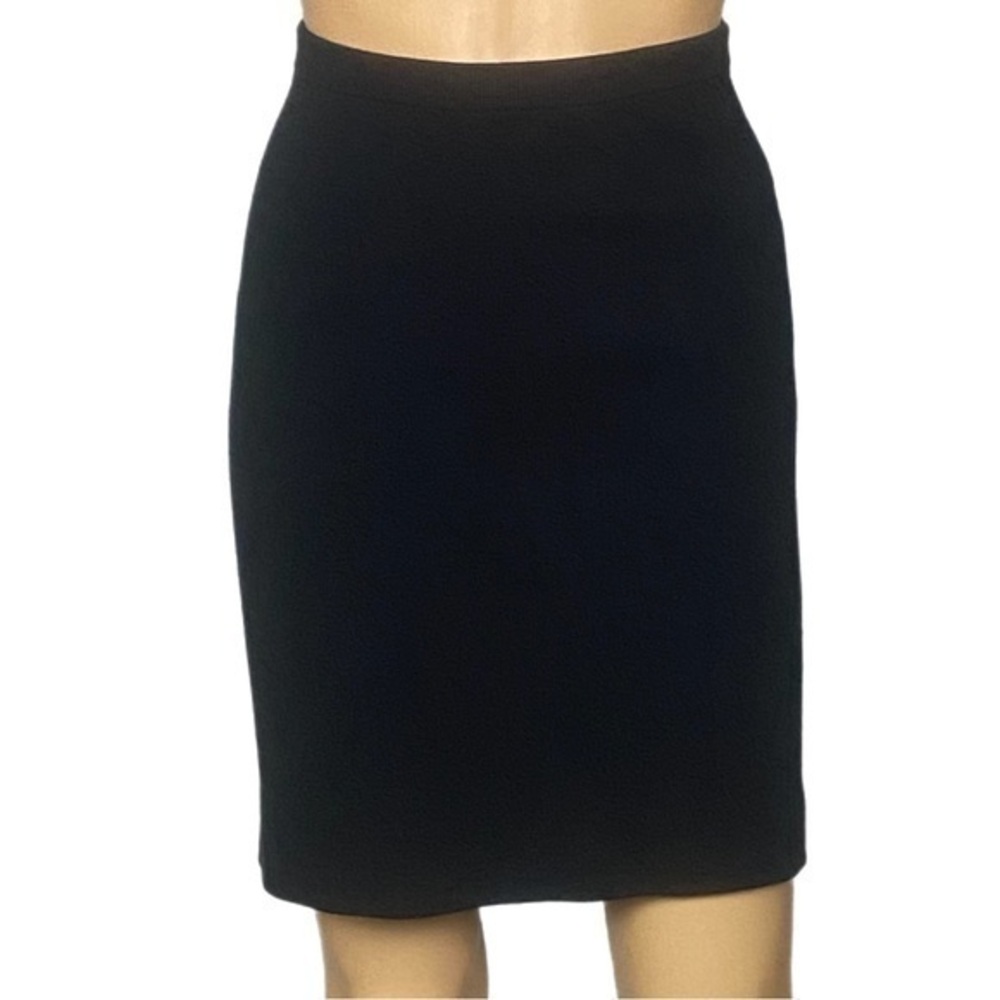 EILEEN FISHER black, elastic waist, short “sweater” skirt in size XS. EUC